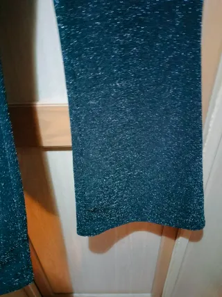 Pantalón campana brillante negro y plateado