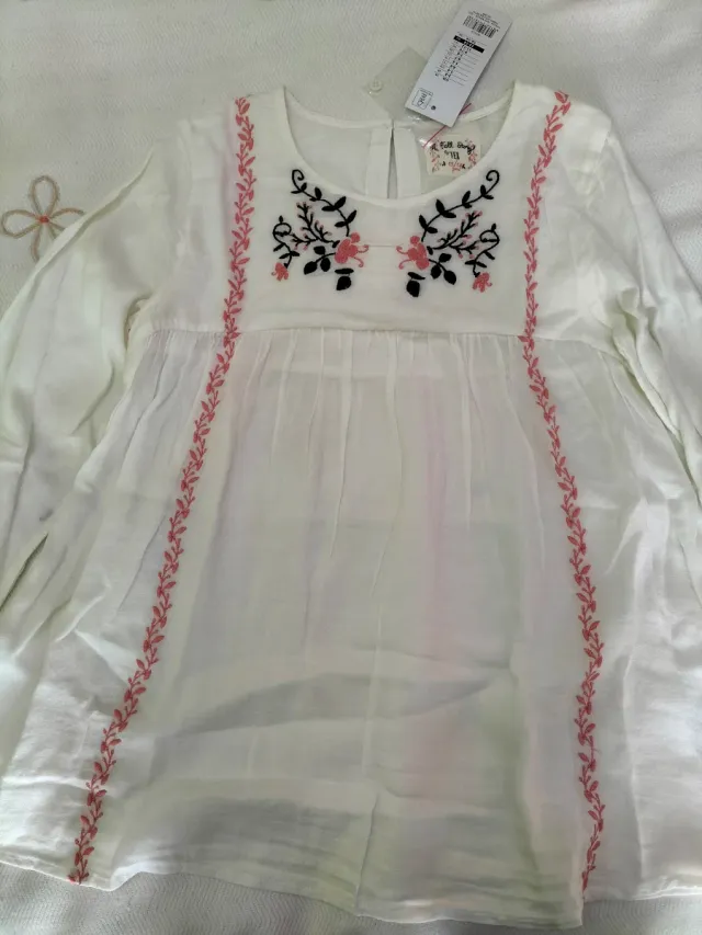 Camisa niña manga larga bordada