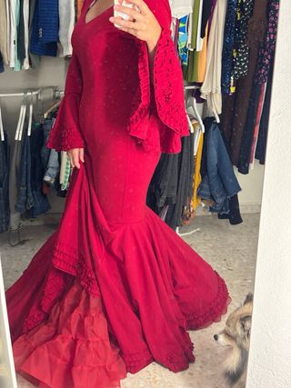 Traje de flamenca rojo con volantes