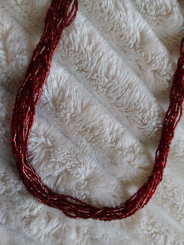 Colares Vermelhos-Bordô para Mulher