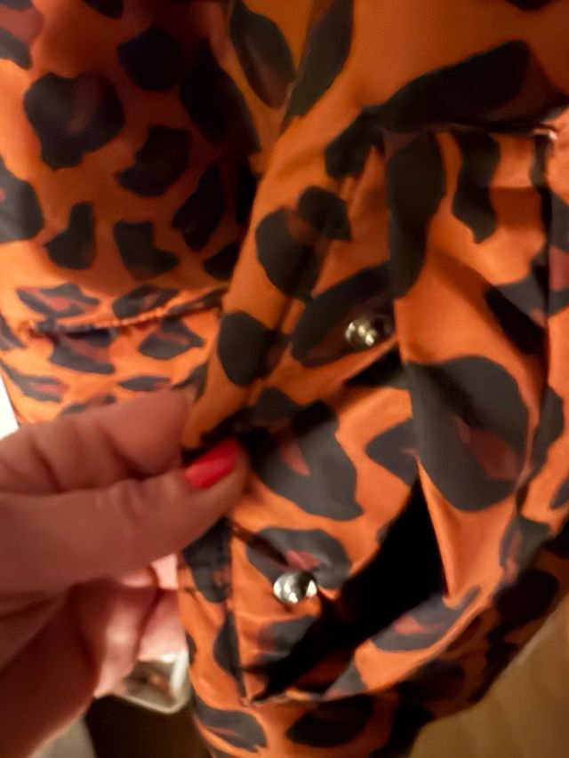 Chaqueta bomber estampado leopardo