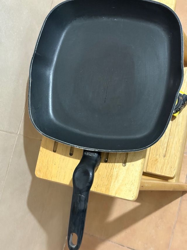 Sartén cuadrada antiadherente