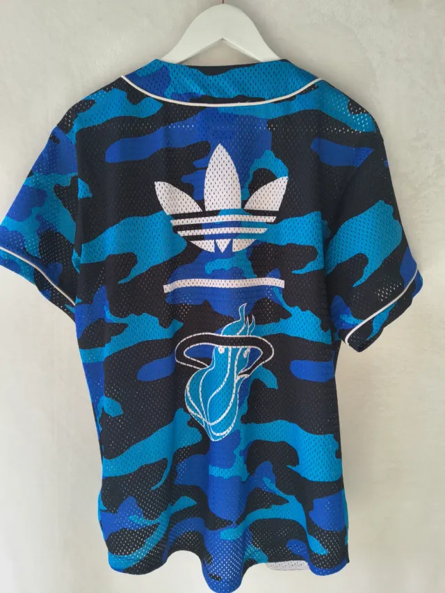 Camiseta Adidas Camuflaje Azul