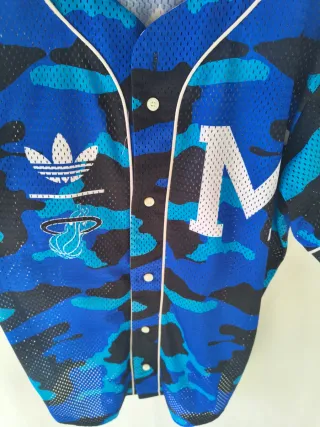 Camiseta Adidas Camuflaje Azul