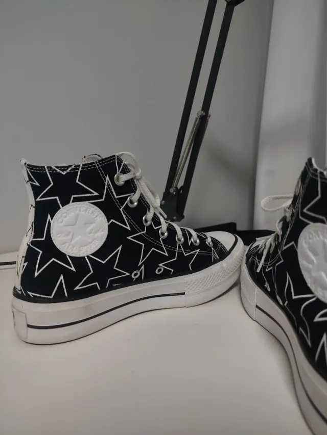 Converse x Billie Eilish edición limitada