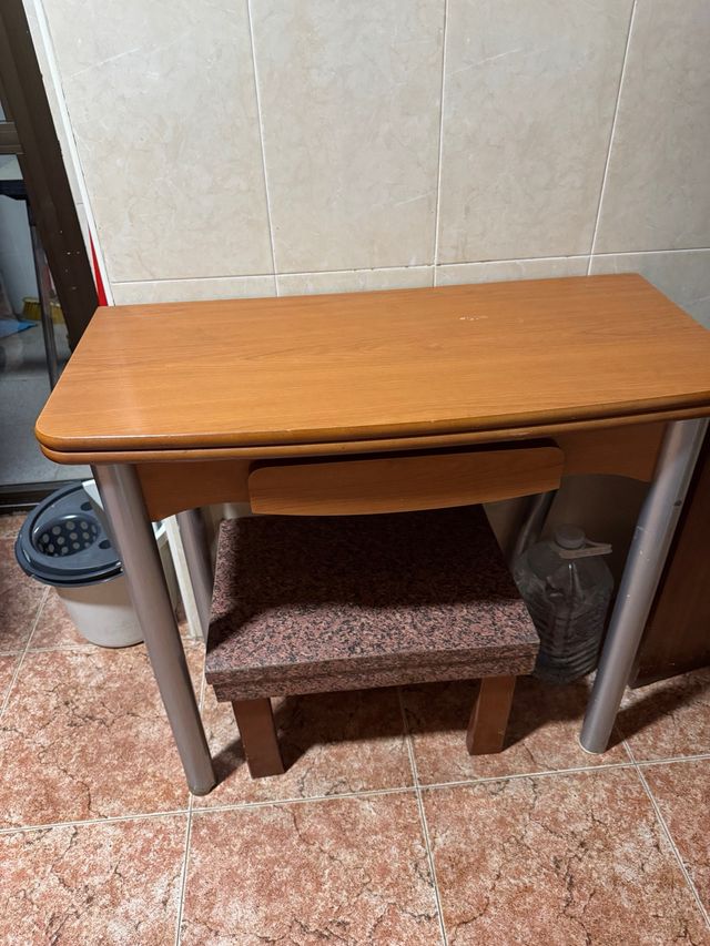 Mesa de cocina plegable madera y metal