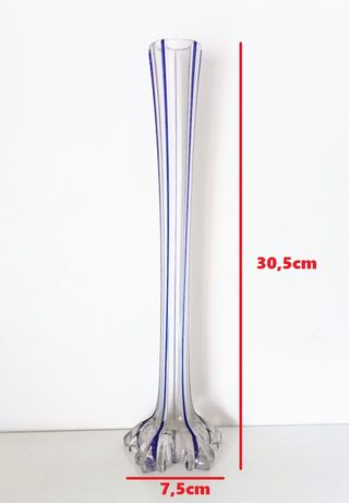 Jarra vidro translúcido com fios azuis