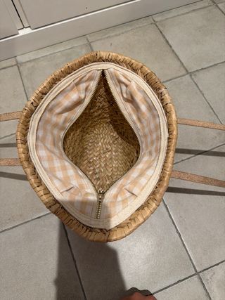 Bolso de playa Zara para niña pequeña.