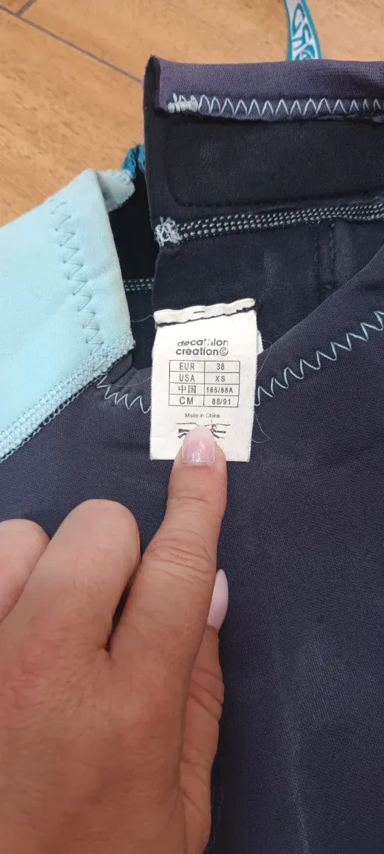 Traje neopreno mujer corto azul y turquesa