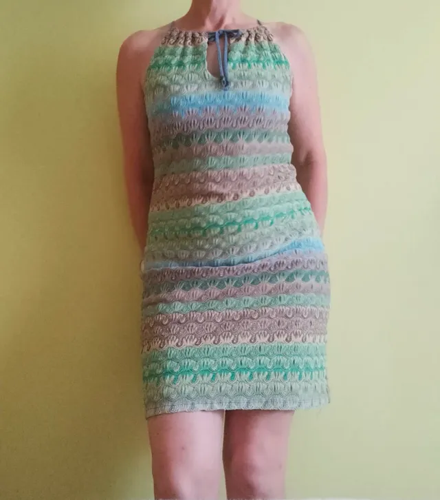 Vestido corto de verano tejido