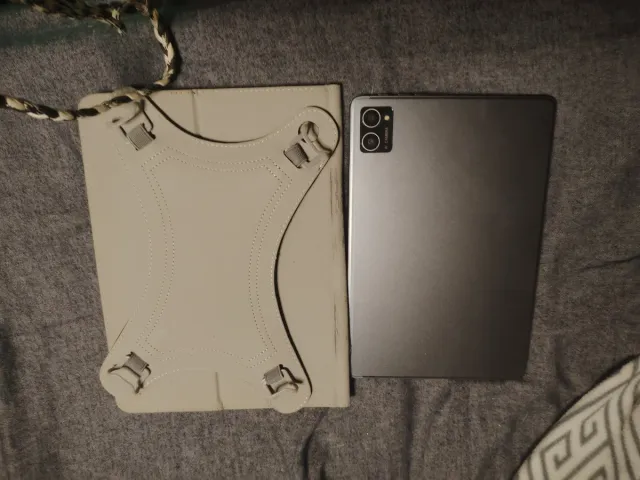 Tablet 10 Pollici Beige e Nero