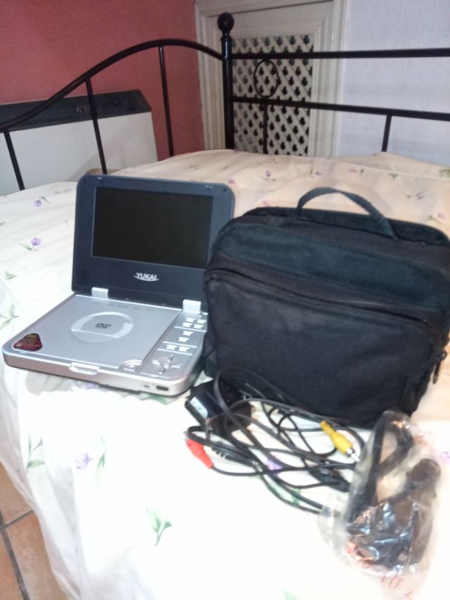 DVD Portátil YUKAI