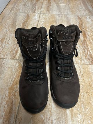 Botas de trekking Joma marrones