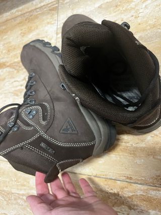 Botas de trekking Joma marrones