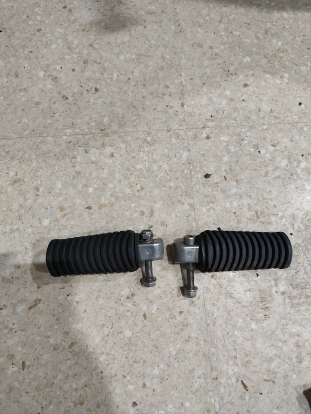 Estriberas BMW F800GS