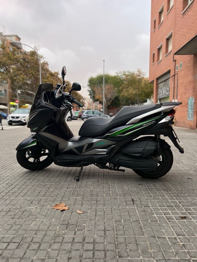 Kawasaki J125 Special Edition