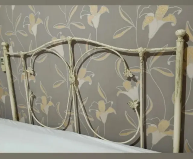 Cabecero/Espejo y Barra Cortina Metal