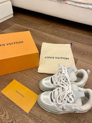 Louis Vuitton Skate grigie/bianche usate poco