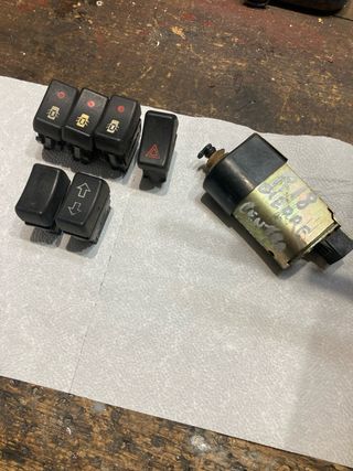 Mandos Elevalunas y Motor Cierre Centralizado