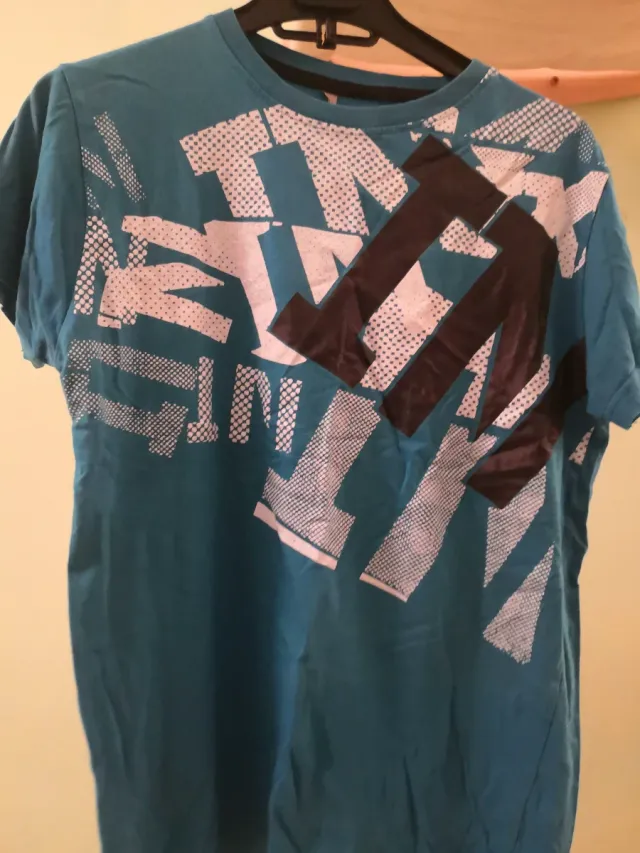 Camiseta manga corta calavera música