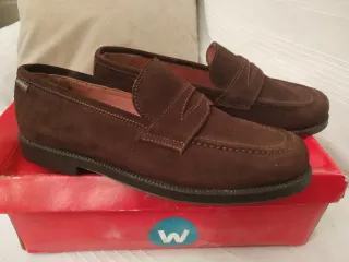 Mocasines Wonders serraje marrones