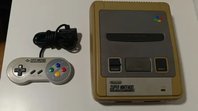 Super Nintendo in vendita
