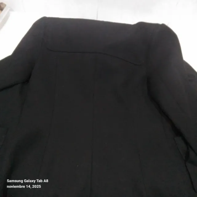 Chaqueta con capucha y pelo