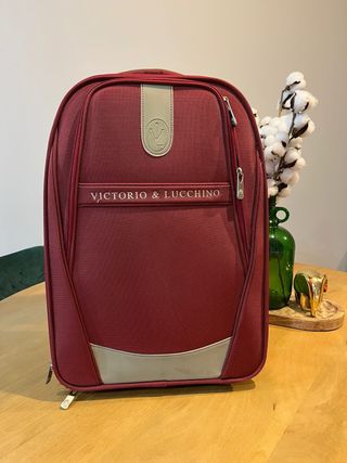 Maleta Victorio & Lucchino Roja