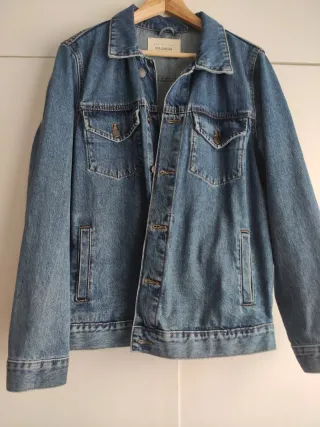 Cazadora vaquera Pull and Bear chico