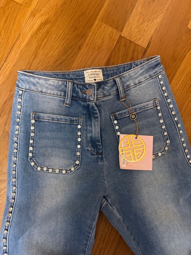 Vaqueros Suances con tachuelas