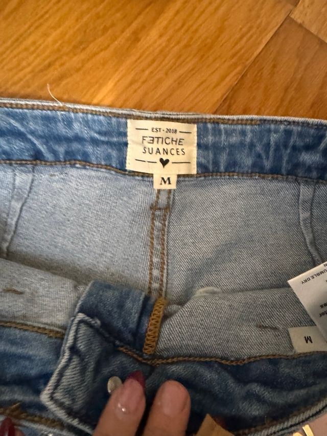 Vaqueros Suances con tachuelas