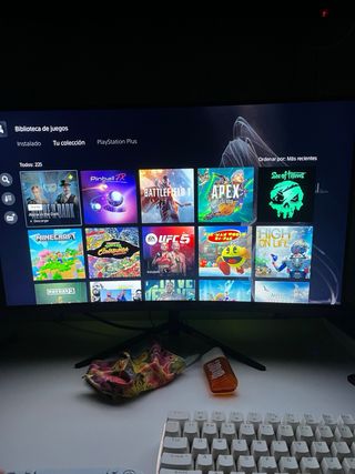 Ps5 + 2 mandos + Cuenta con 225 Juegos