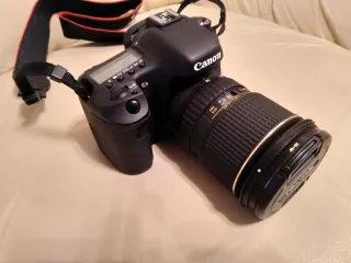 Cuerpo cámara Canon EOS 7D. NUEVA.