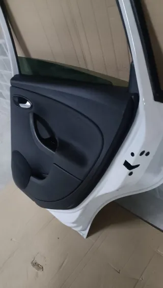 Puerta Seat Altea XL Blanca