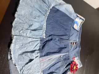 Falda vaquera patchwork asimétrica