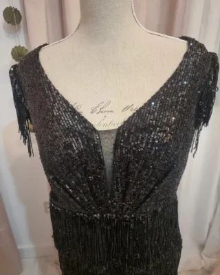 Vestido largo lentejuelas flecos
