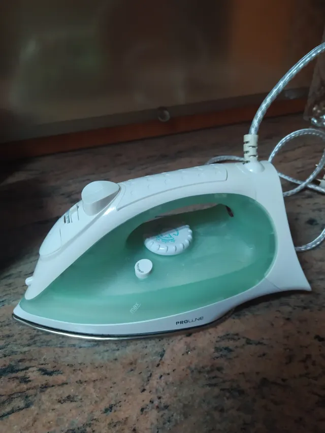 Plancha de vapor Proline P118