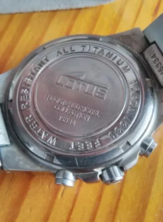 Reloj Lotus Titanium.