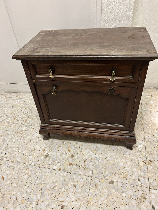 Comodino antico in legno