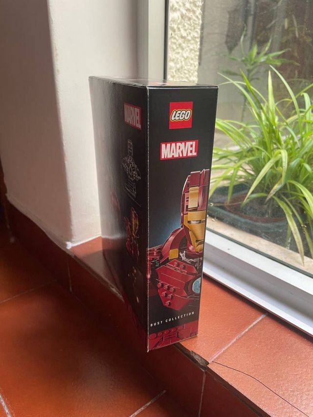 LEGO Marvel Iron Man MK4 Bust 76327