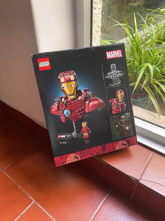LEGO Marvel Iron Man MK4 Bust 76327
