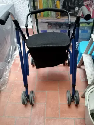 Andador para movilidad reducida