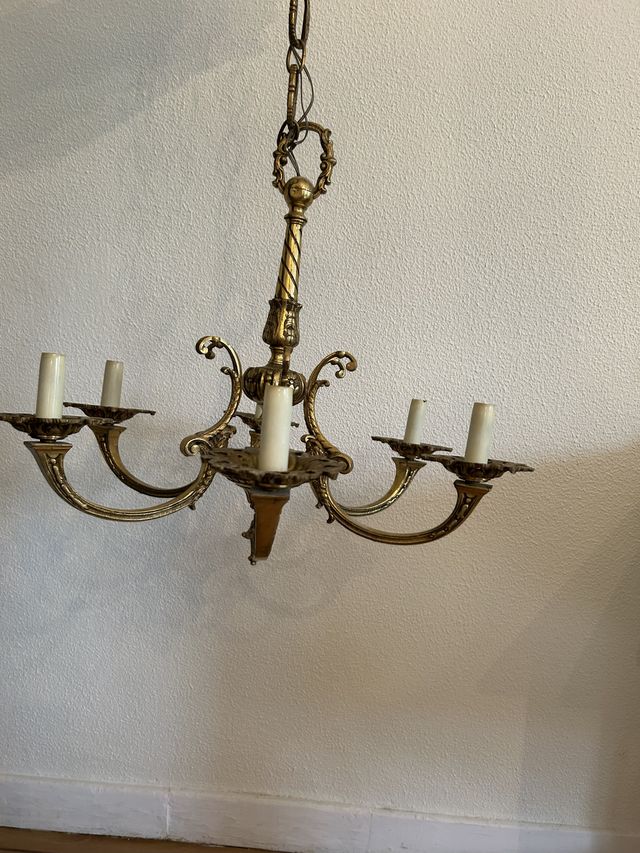 Lampada da soffitto dorata in metallo