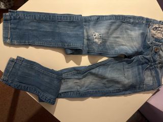 Pantalón vaquero pitillo tiro bajo