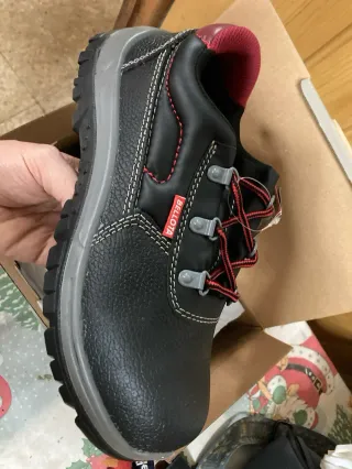 Zapatos Bellota Nuevos Talla 42