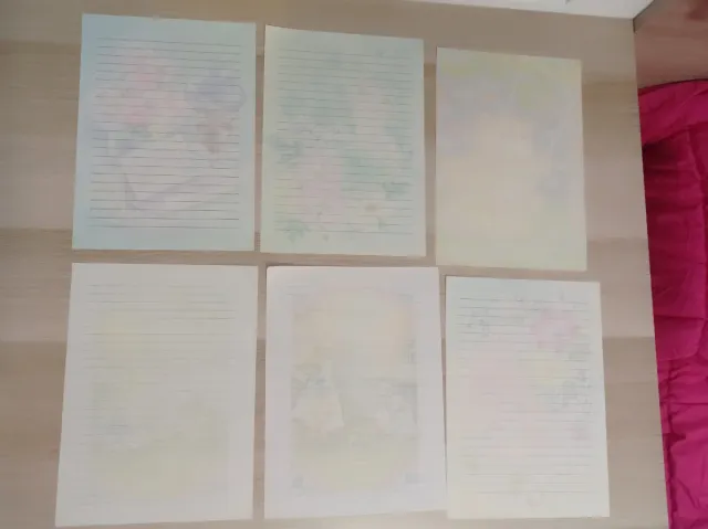 Lote 32 cartas perfumadas