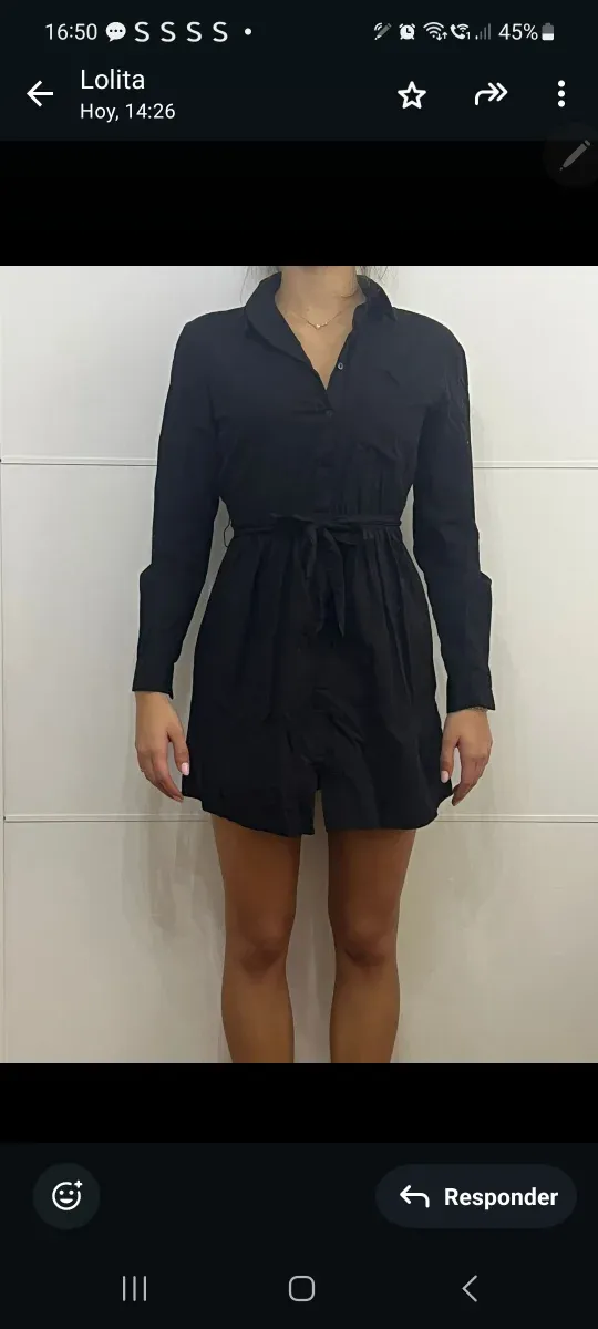 Vestido negro de chica