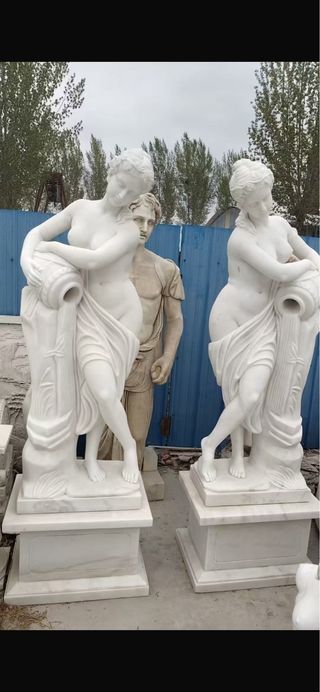 Preciosas esculturas de mármol blanco