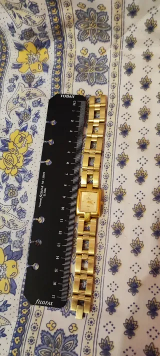 Reloj Festina Dorado