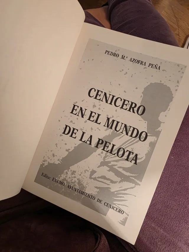 Cenicero en el mundo de la pelota